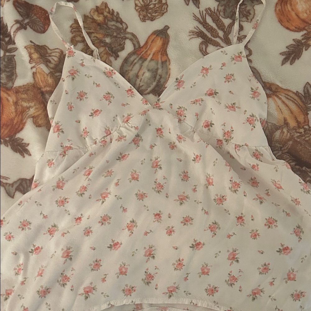 Ardene White and Pink Floral Crop Top